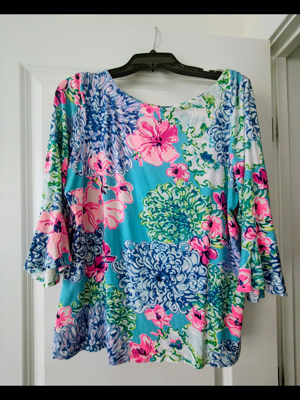 Lilly Pulitzer Turquoise, Pink & Navy Floral Scoop Neck Top